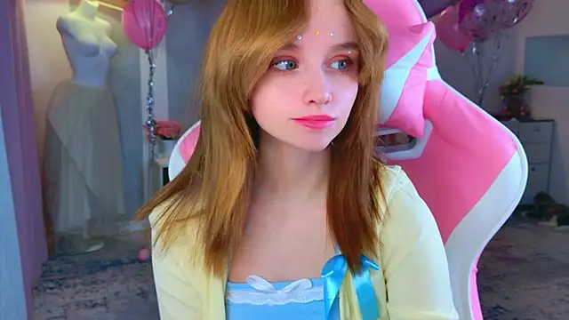 b4by LoL1 online show from 11.28.25