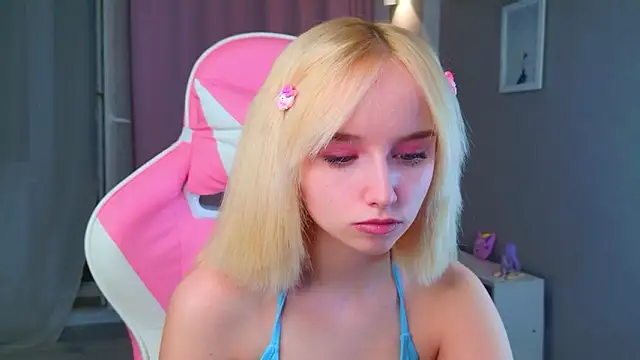 b4by LoL1 online show from 03.27.26