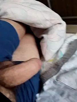 Grig1982 online show from 11.21.25