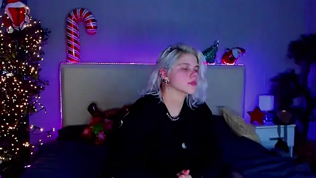 JoannLowe online show from 12.31.24