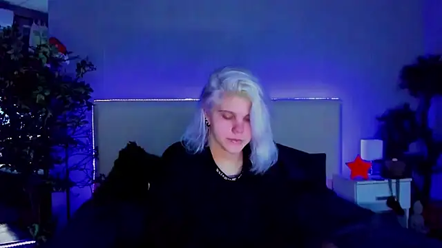 JoannLowe online show from 01.06.25