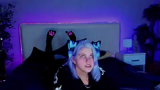 JoannLowe online show from 01.27.25