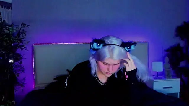 JoannLowe online show from 01.29.25