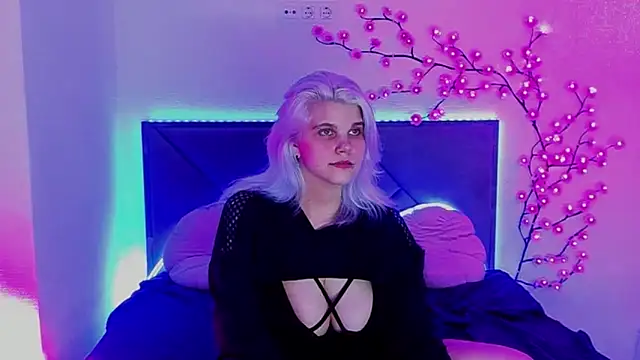 JoannLowe online show from 06.08.26