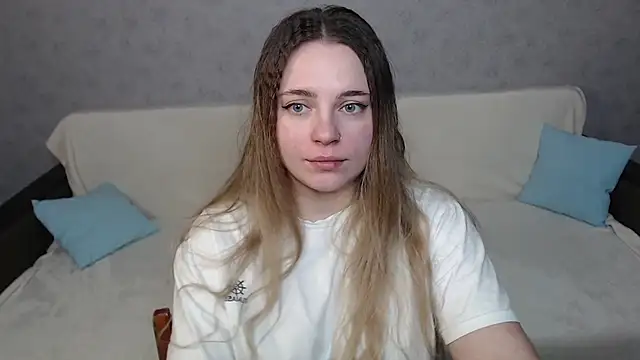 Snapshot of _Sweet_Lana chatting on 12.23.24 Sweet Lana online show from 12.23.24