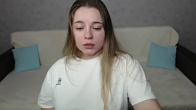 Snapshot of _Sweet_Lana chatting on 01.12.25 Sweet Lana online show from 01.12.25