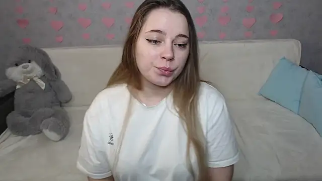 Snapshot of _Sweet_Lana chatting on 02.11.25 Sweet Lana online show from 02.11.25
