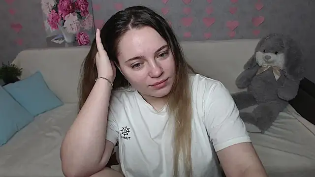 Snapshot of _Sweet_Lana chatting on 02.19.25 Sweet Lana online show from 02.19.25