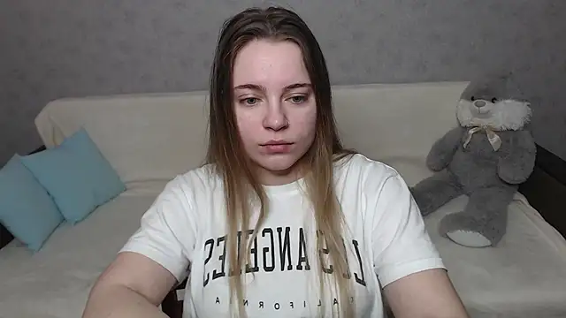 Snapshot of _Sweet_Lana chatting on 03.07.25 Sweet Lana online show from 03.07.25