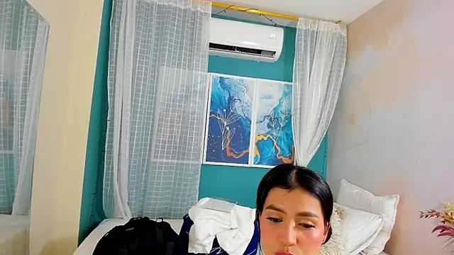 Snapshot of TianaReedd chatting on 09.10.25 TianaReedd online show from 09.10.25