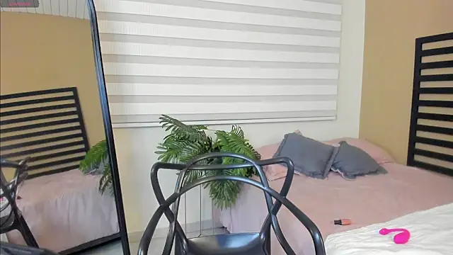 Snapshot of Catyloves chatting on 02.08.26 Catyloves online show from 02.08.26