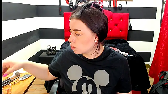 Marian Ran online show from 01.10.25