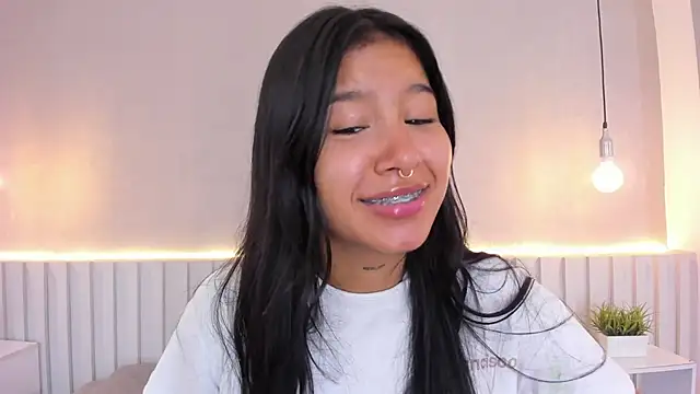 Aida moreno online show from 02.19.25