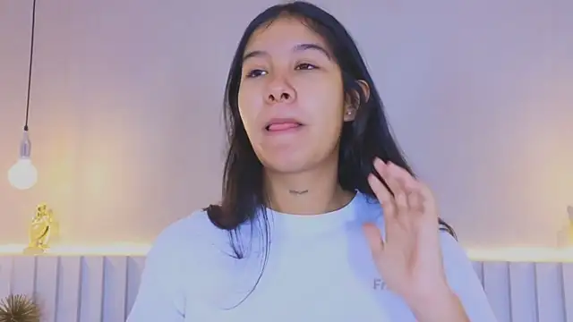 Aida moreno online show from 10.26.25