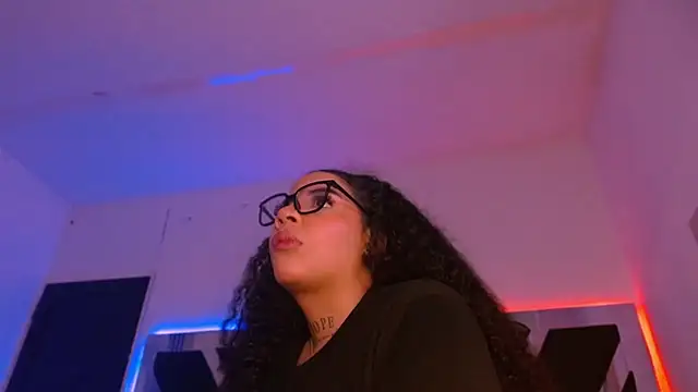 MelannyTylor online show from 12.02.25