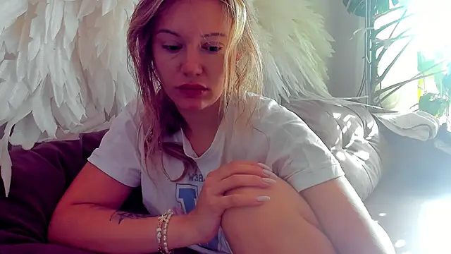 foxy blond online show from 06.01.26