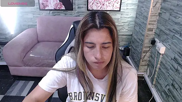 Snapshot of Valerie_b chatting on 02.07.25 Valerie b online show from 02.07.25