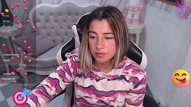 Snapshot of Valerie_b chatting on 03.15.25 Valerie b online show from 03.15.25