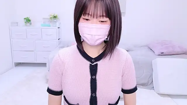 Snapshot of Im_Yu-na chatting on 12.05.24 Im Yu-na online show from 12.05.24