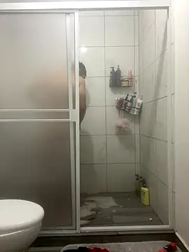 Snapshot of kevinsito1 chatting on 12.04.25 kevinsito1 online show from 12.04.25