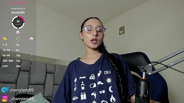 ladyAn  online show from 12.25.24