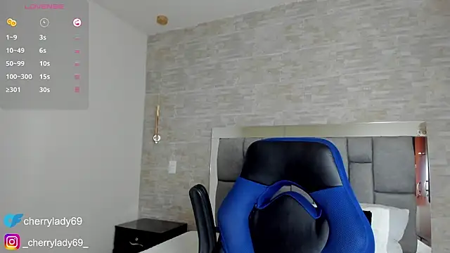 ladyAn  online show from 02.26.25