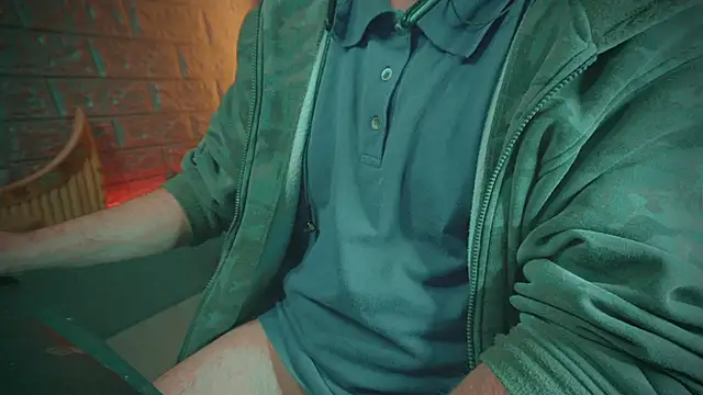 Snapshot of alex-volo chatting on 12.14.24 alex-volo online show from 12.14.24