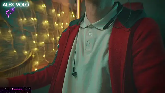 Snapshot of alex-volo chatting on 01.05.25 alex-volo online show from 01.05.25