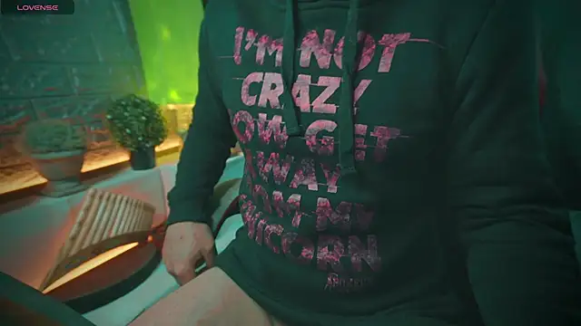 Snapshot of alex-volo chatting on 01.19.25 alex-volo online show from 01.19.25