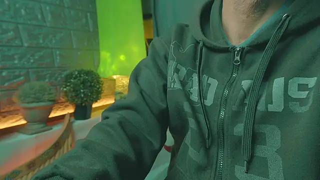 Snapshot of alex-volo chatting on 03.15.25 alex-volo online show from 03.15.25