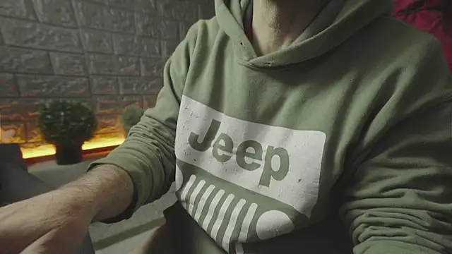 Snapshot of alex-volo chatting on 10.02.25 alex-volo online show from 10.02.25