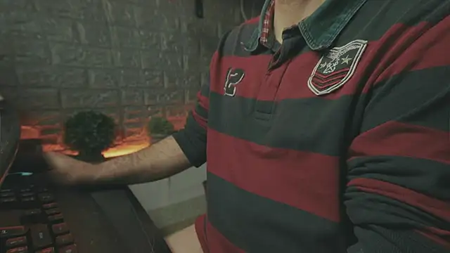 Snapshot of alex-volo chatting on 12.05.25 alex-volo online show from 12.05.25