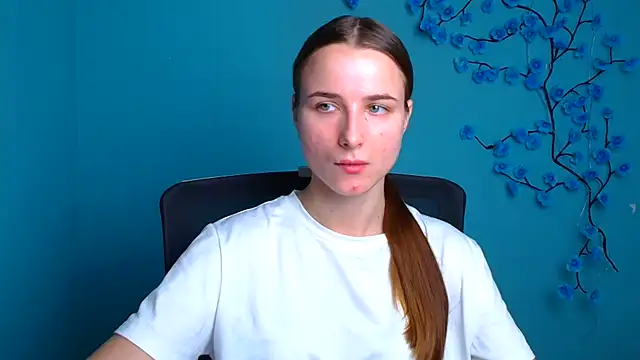 Eva Janee online show from 06.24.26