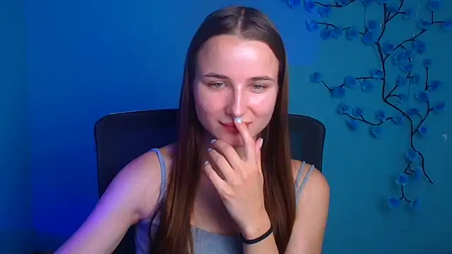 Eva Janee online show from 08.03.26