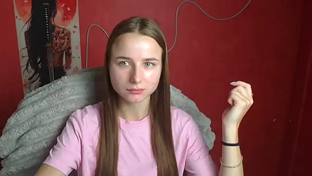 Eva Janee online show from 08.04.26