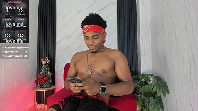 Snapshot of Jack_Muscles69_ chatting on 01.06.25 Jack Muscles69 online show from 01.06.25