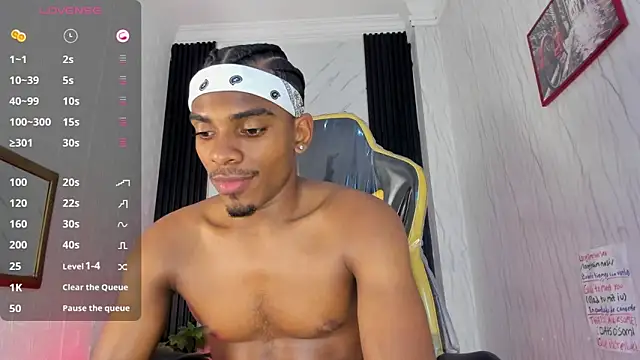 Snapshot of Jack_Muscles69_ chatting on 03.15.25 Jack Muscles69 online show from 03.15.25