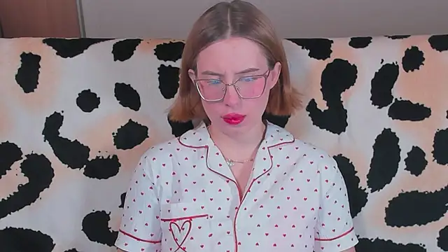 VeronikaKissuchi online show from 12.22.24