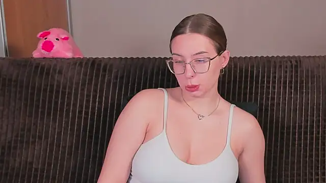 VeronikaKissuchi online show from 03.11.25