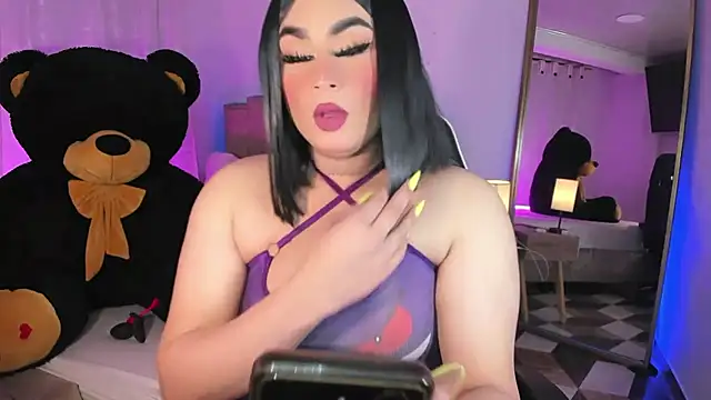 Snapshot of alexia_mattel chatting on 10.30.25 alexia mattel online show from 10.30.25