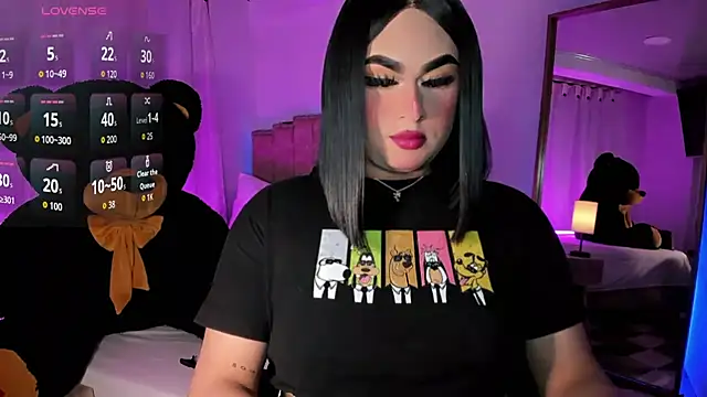 Snapshot of alexia_mattel chatting on 11.19.25 alexia mattel online show from 11.19.25