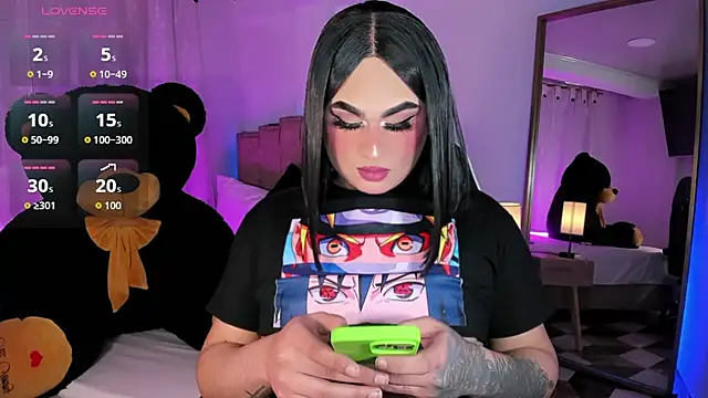 Snapshot of alexia_mattel chatting on 11.28.25 alexia mattel online show from 11.28.25