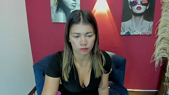 Gissel Angel online show from 12.17.24