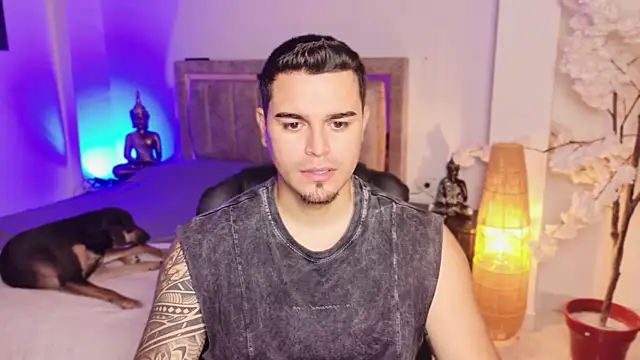 Axel Big cock online show from 06.20.26