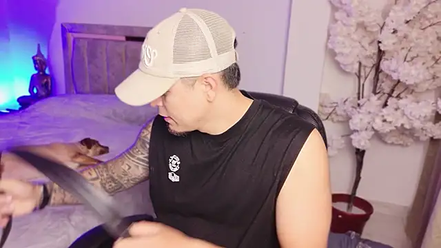 Axel Big cock online show from 06.23.26