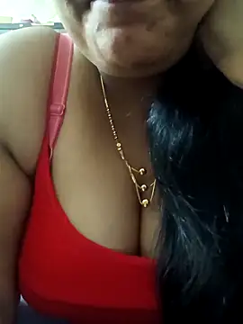 Snapshot of sneha_rose chatting on 03.18.25 sneha rose online show from 03.18.25