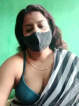 Snapshot of Sexyranibhabhi chatting on 02.05.25 Sexyranibhabhi online show from 02.05.25