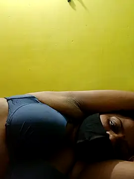 Snapshot of Sexyranibhabhi chatting on 02.13.25 Sexyranibhabhi online show from 02.13.25