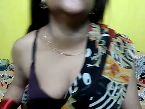 Snapshot of Sexyranibhabhi chatting on 09.16.25 Sexyranibhabhi online show from 09.16.25