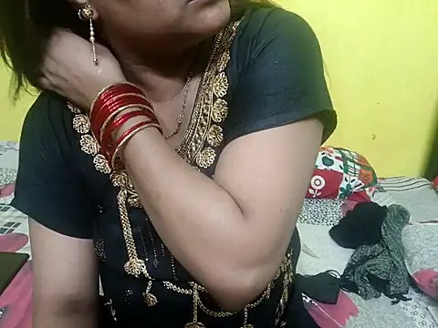 Snapshot of Sexyranibhabhi chatting on 09.30.25 Sexyranibhabhi online show from 09.30.25